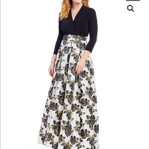 Leslie Fay Printed Floral Gown